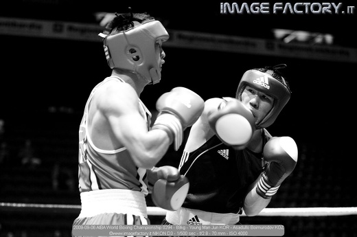 2009-09-06 AIBA World Boxing Championship 0294 - 69kg - Young Man Jun KOR - Asadullo Boimurodov KGZ